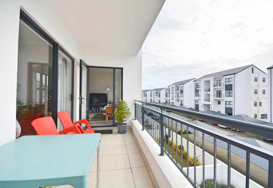 To Let 1 Bedroom Property for Rent in Sandown Western Cape